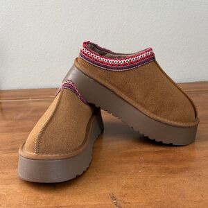 Brown Tasman Platform Slip-On Women's Shoes Size 7